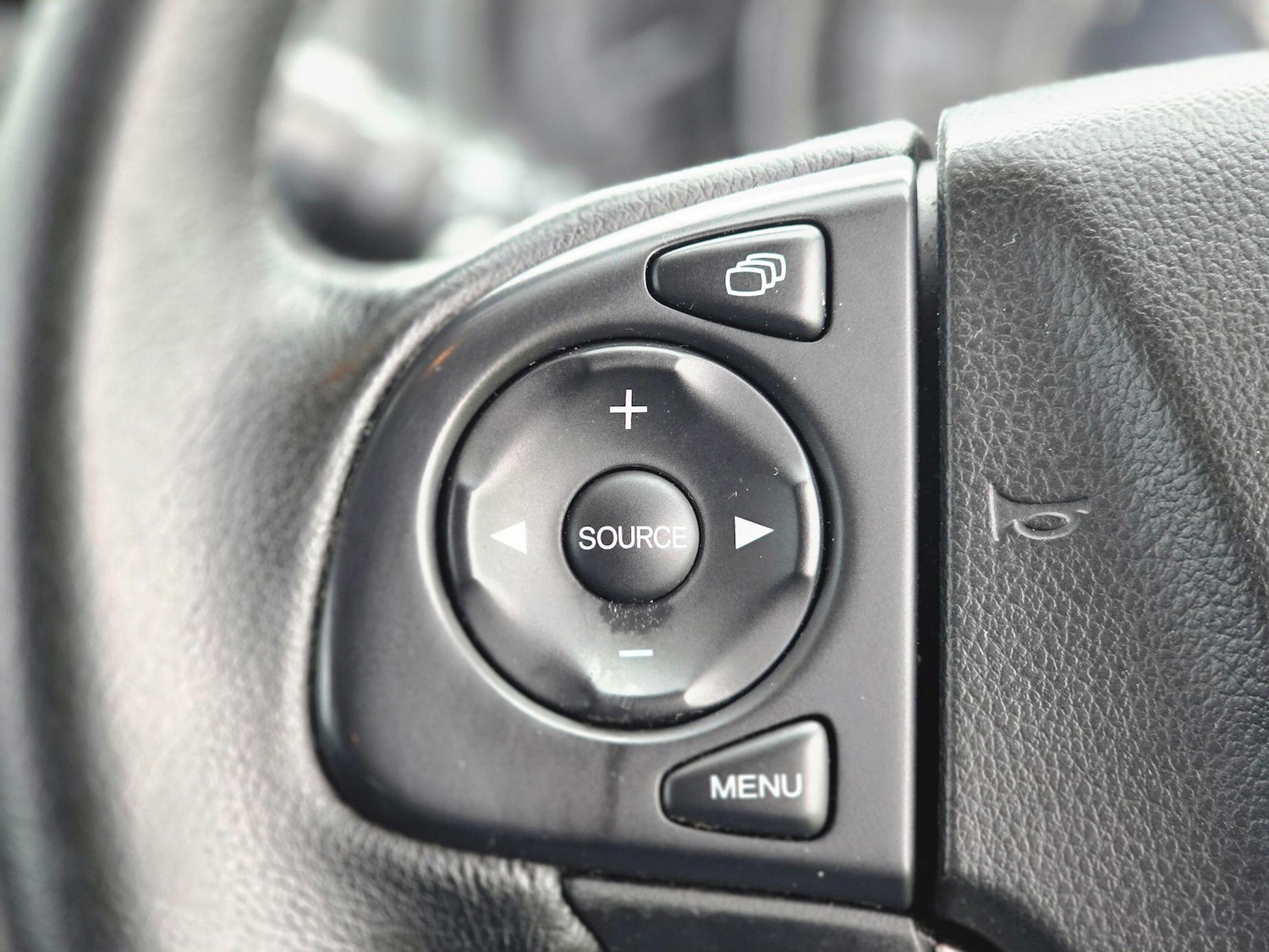 Used Honda CR-V 2013 for sale - 77626123: Photo 32