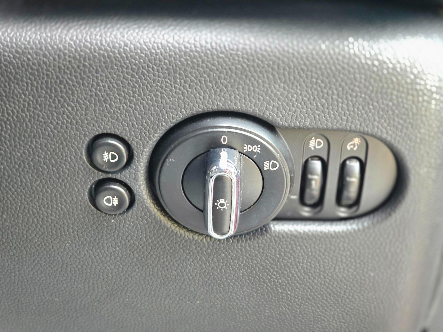 Used MINI Hatch 2016 for sale - 76989568: Photo 29