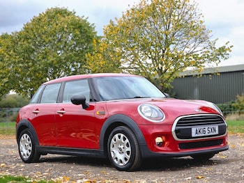 Used MINI Hatch 2016 for sale - 76989568: Photo