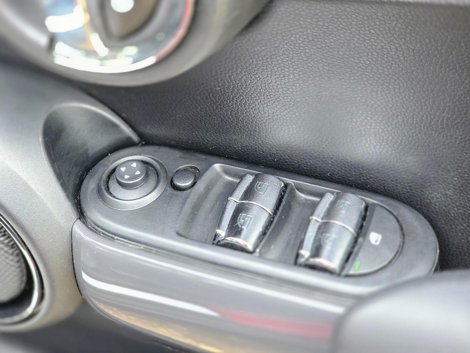 Used MINI Hatch 2016 for sale - 76989568: Photo 33