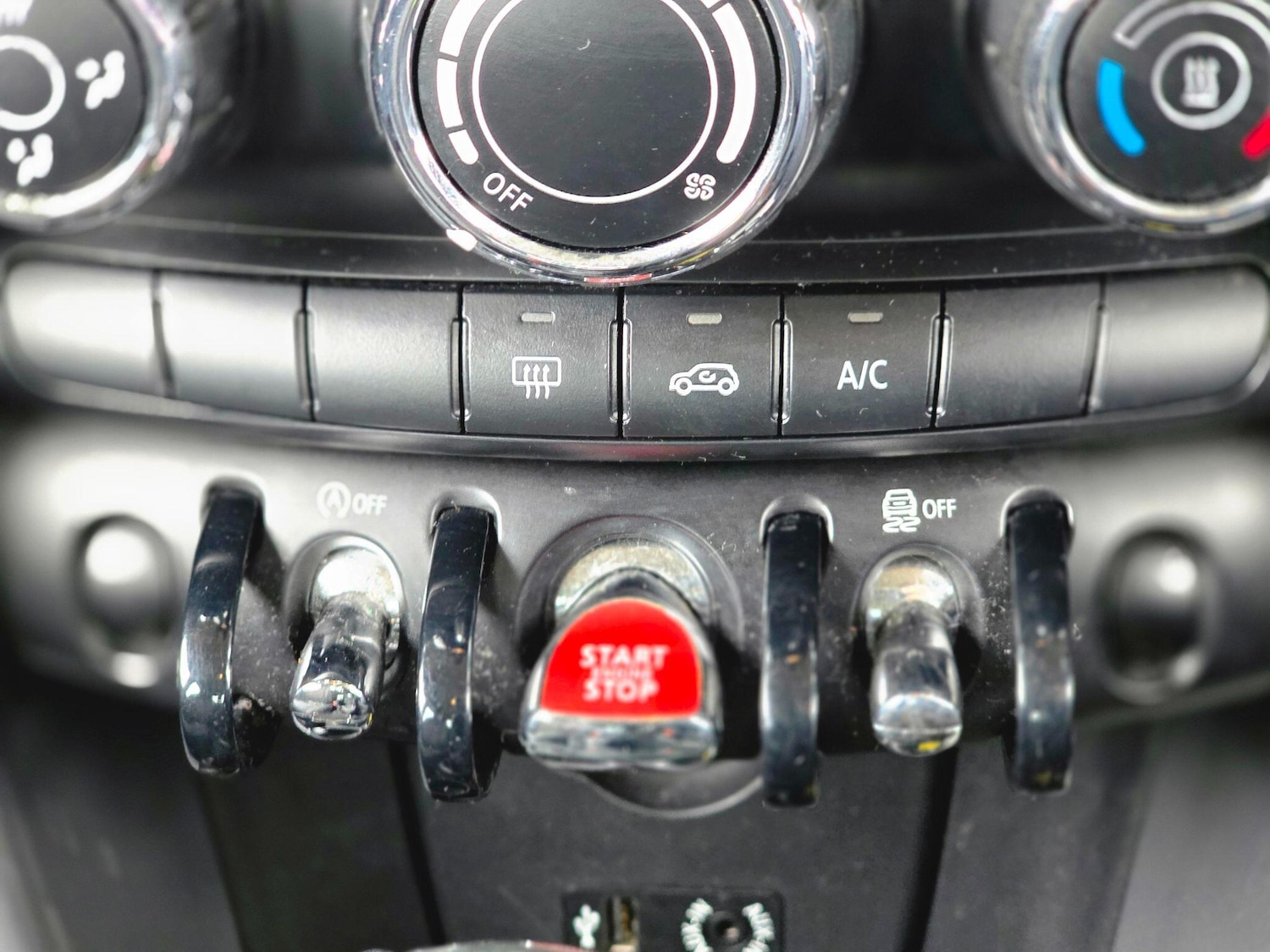 Used MINI Hatch 2016 for sale - 76989568: Photo 39