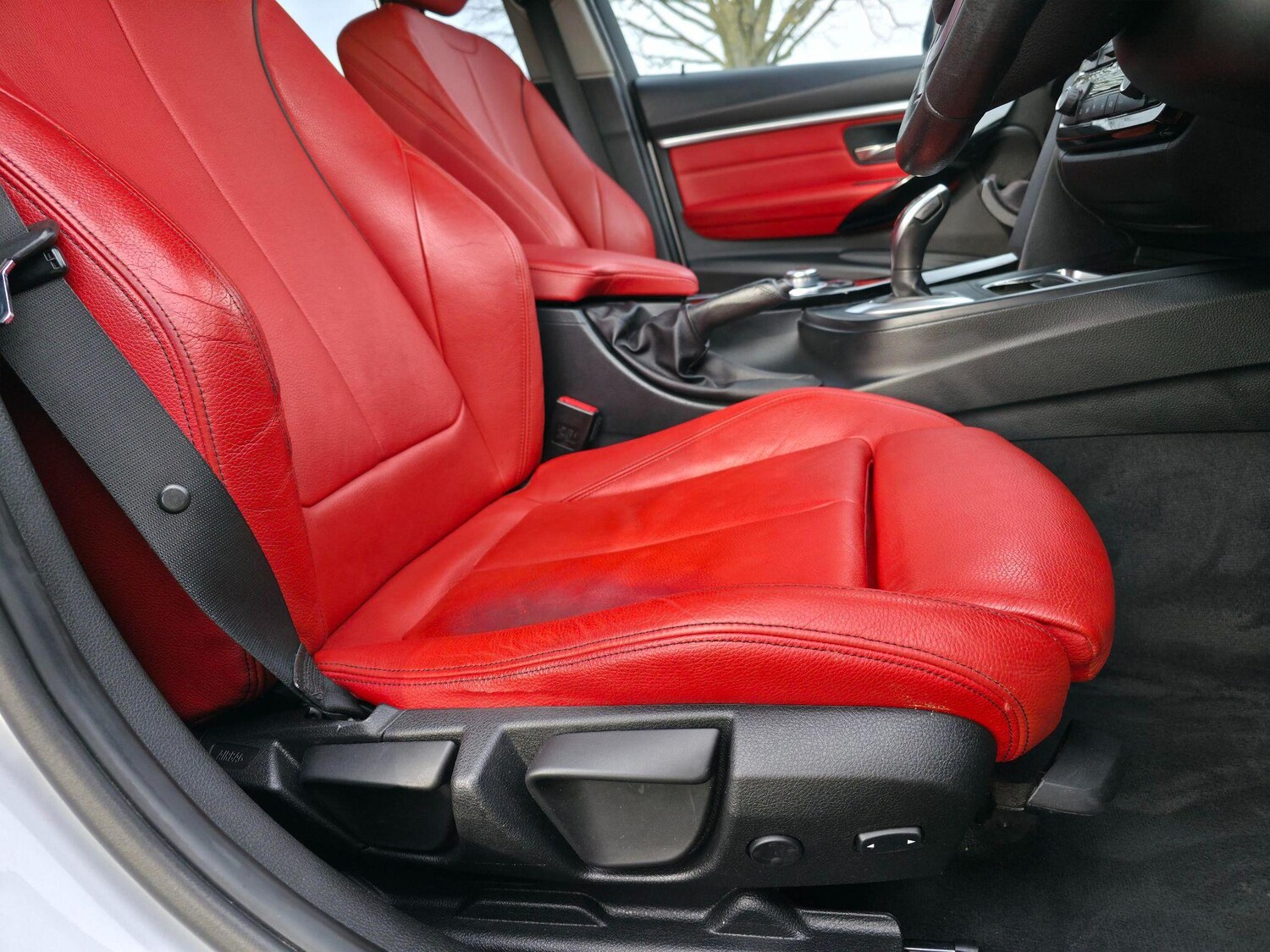 Used BMW 3 Series 2017 for sale - 77549638: Photo 30