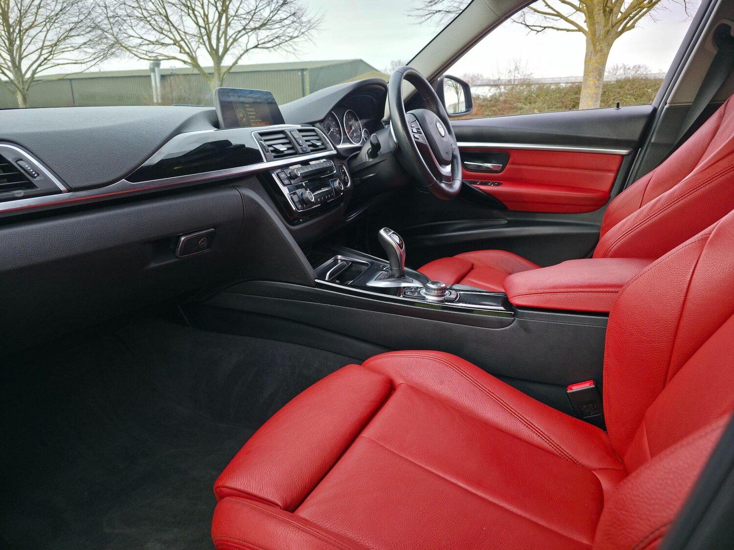 Used BMW 3 Series 2017 for sale - 77549638: Photo 31