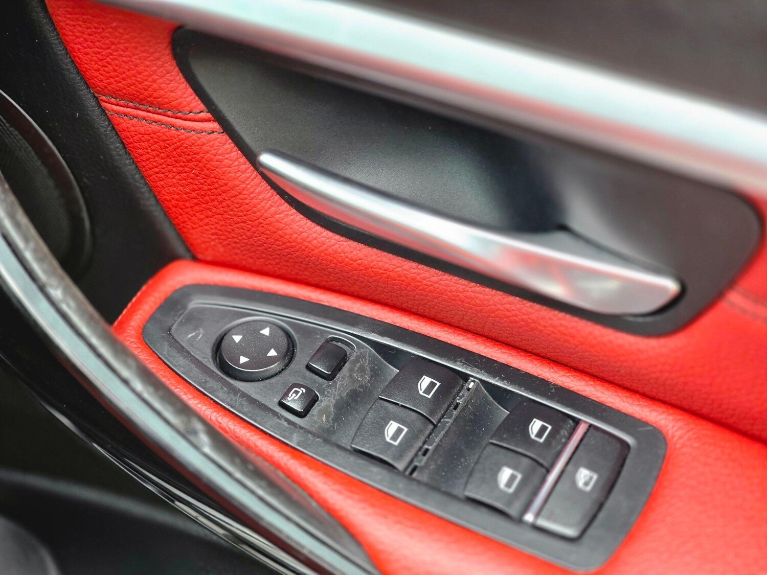 Used BMW 3 Series 2017 for sale - 77549638: Photo 37