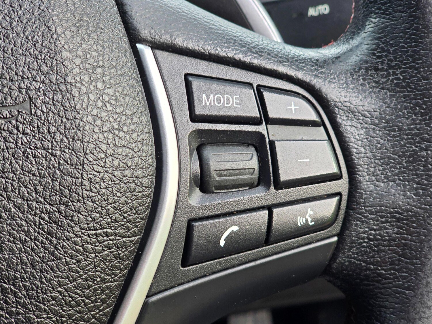 Used BMW 3 Series 2017 for sale - 77549638: Photo 41