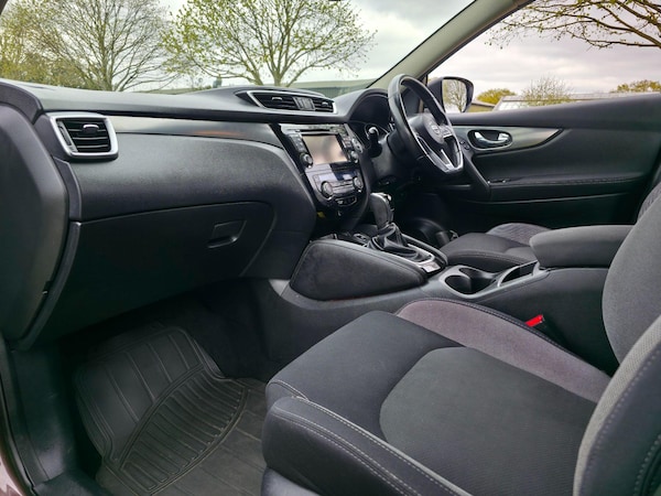 Used Nissan Qashqai 2017 for sale - 74323605: Photo 20