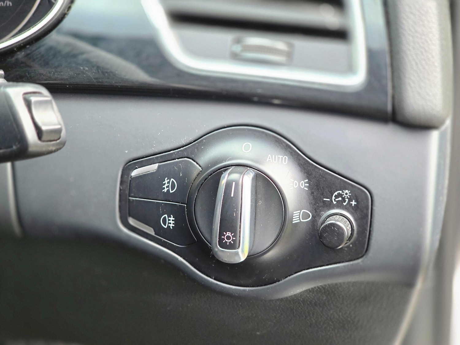 Used Audi A4 2013 for sale - 76989166: Photo 37