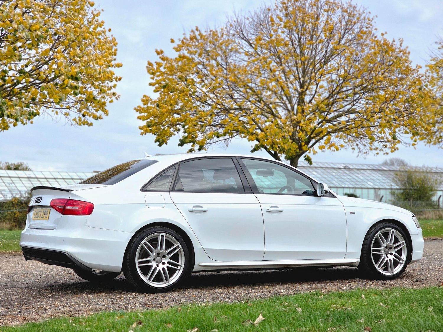 Used Audi A4 2013 for sale - 76989166: Photo 4