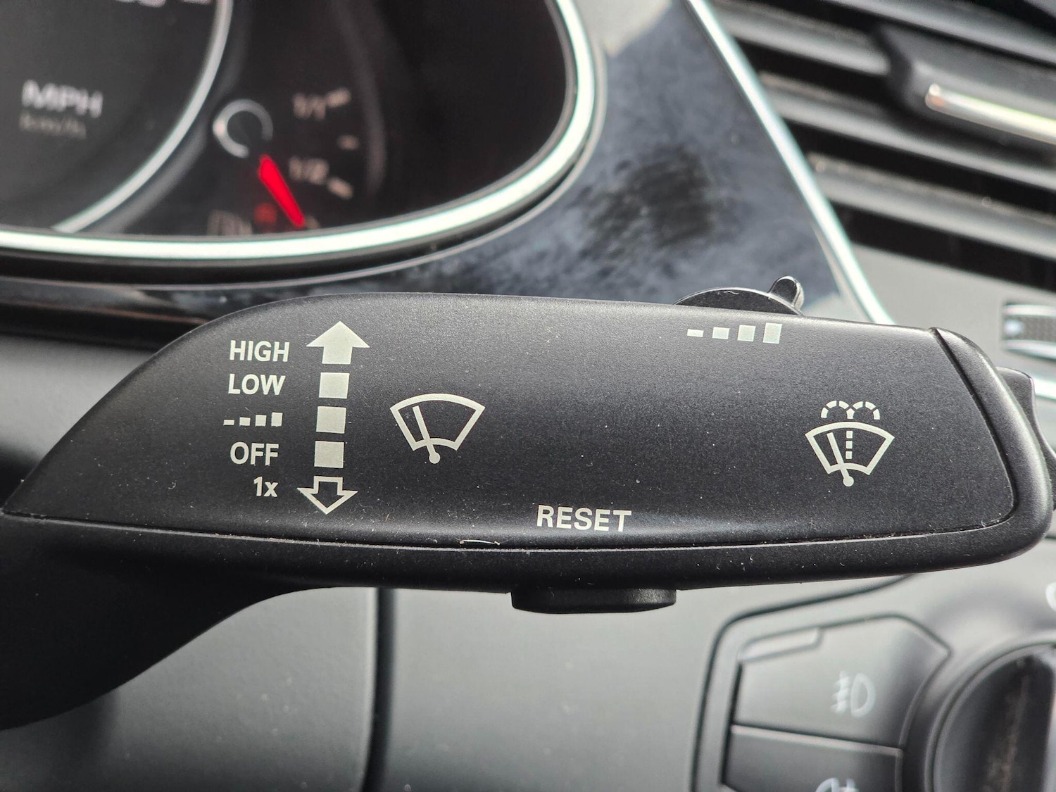 Used Audi A4 2013 for sale - 76989166: Photo 41