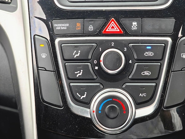 Used Hyundai i30 2014 for sale - 75808901: Photo 34
