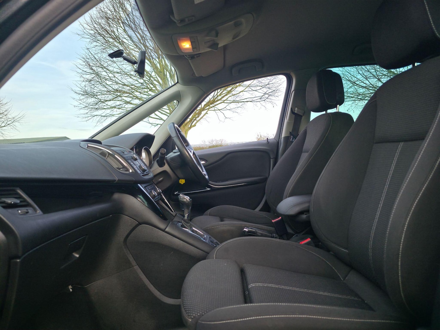 Used Vauxhall Zafira Tourer 2016 for sale - 76991454: Photo 23