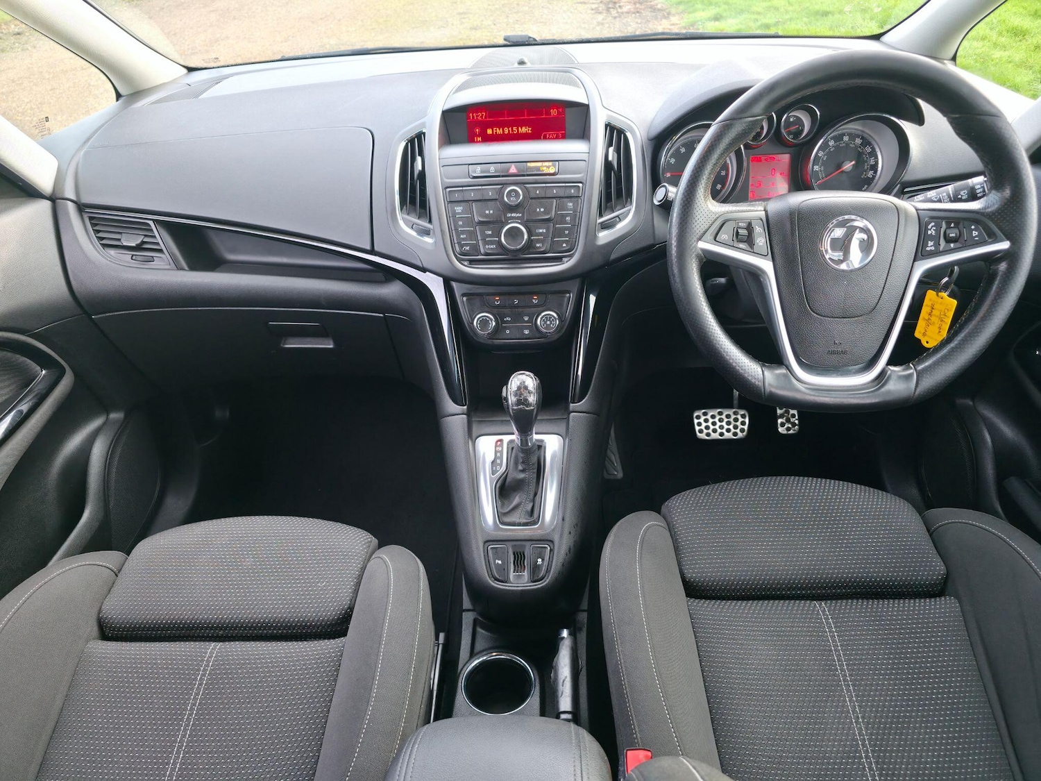 Used Vauxhall Zafira Tourer 2016 for sale - 76991454: Photo 28