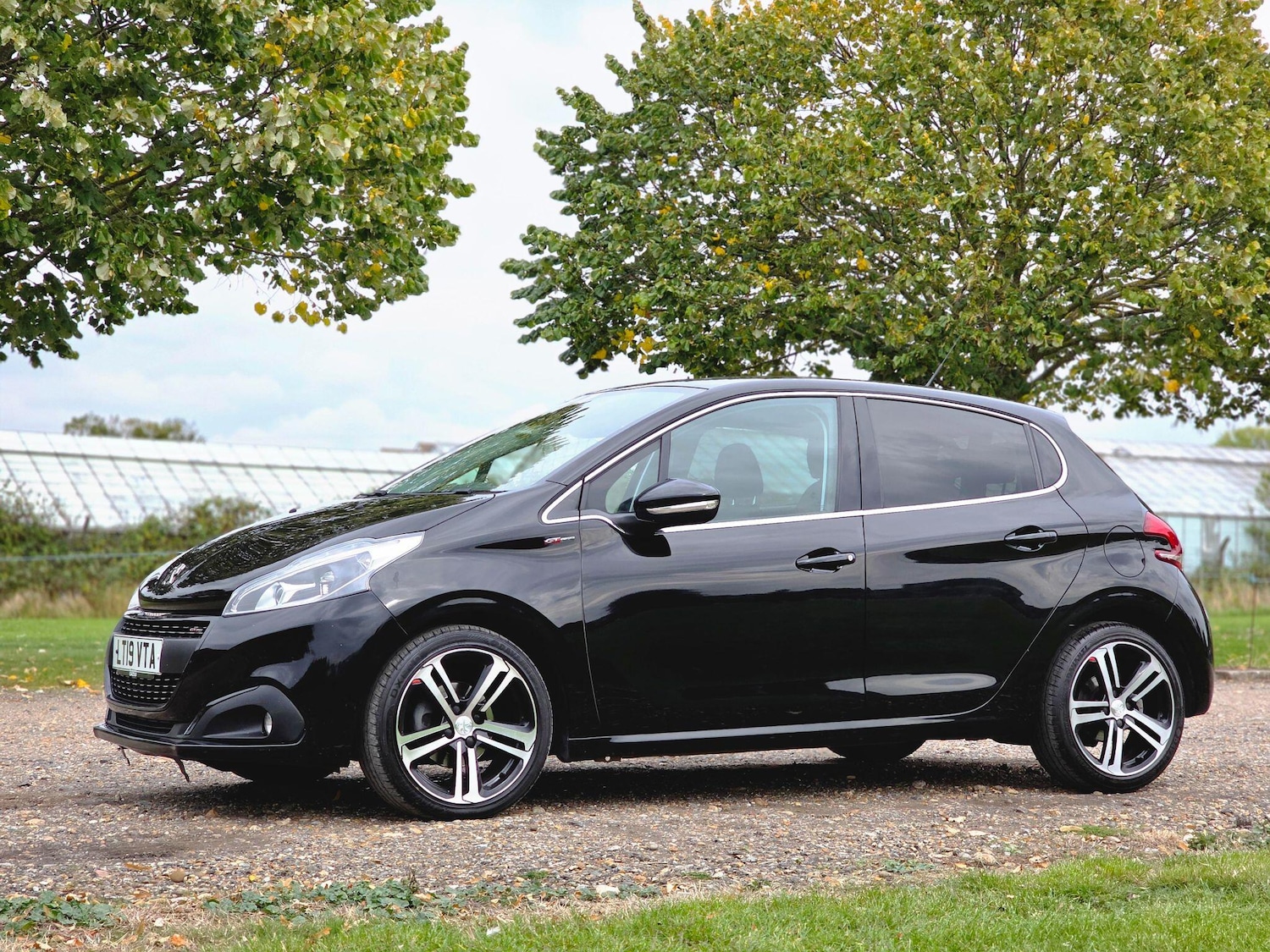 Used Peugeot 208 2019 for sale - 76136067: Photo 15
