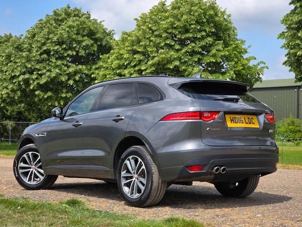 Used Jaguar F-Pace 2016 for sale - 74686369: Photo 7