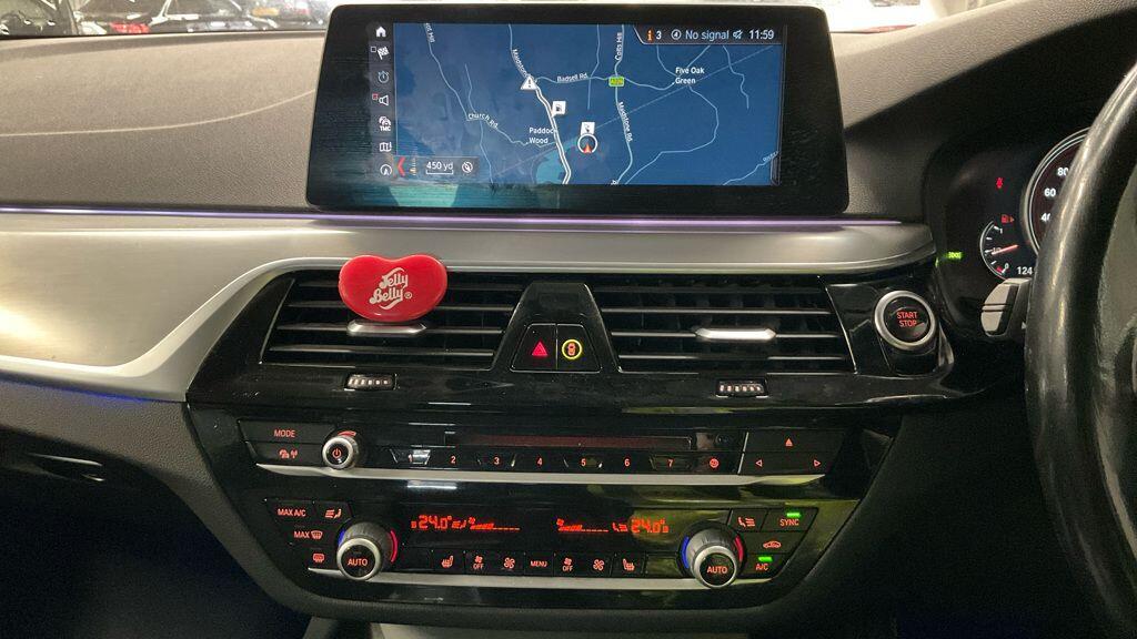 Used BMW 5 Series 2017 for sale - 77305048: Photo 10