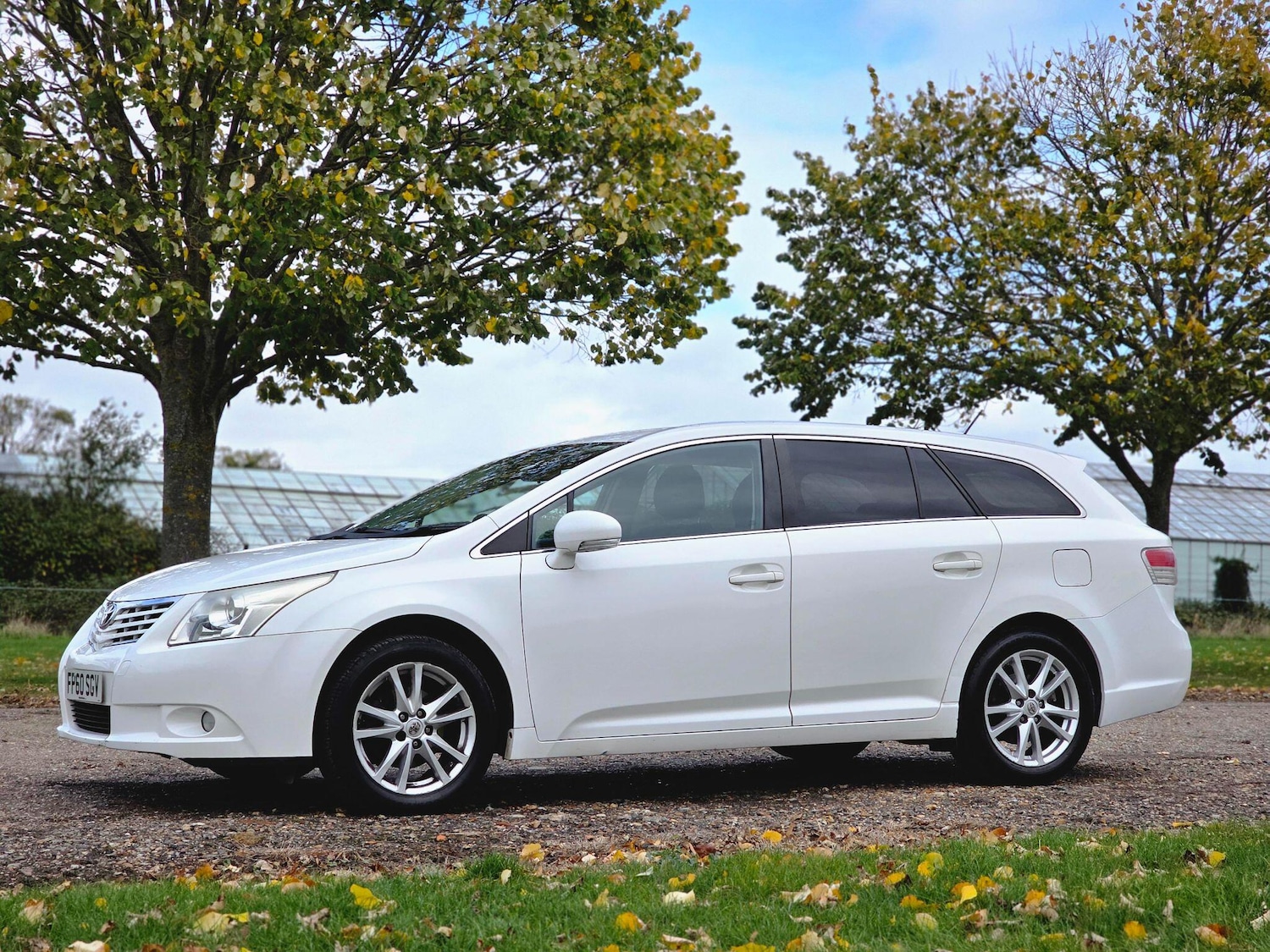Used Toyota Avensis 2010 for sale - 76388121: Photo 14