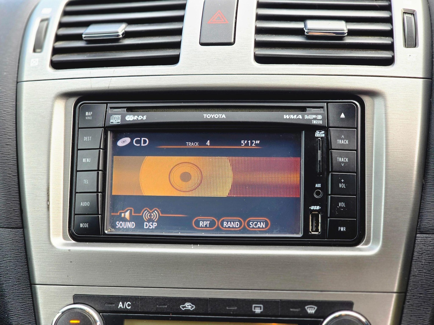 Used Toyota Avensis 2010 for sale - 76388121: Photo 32