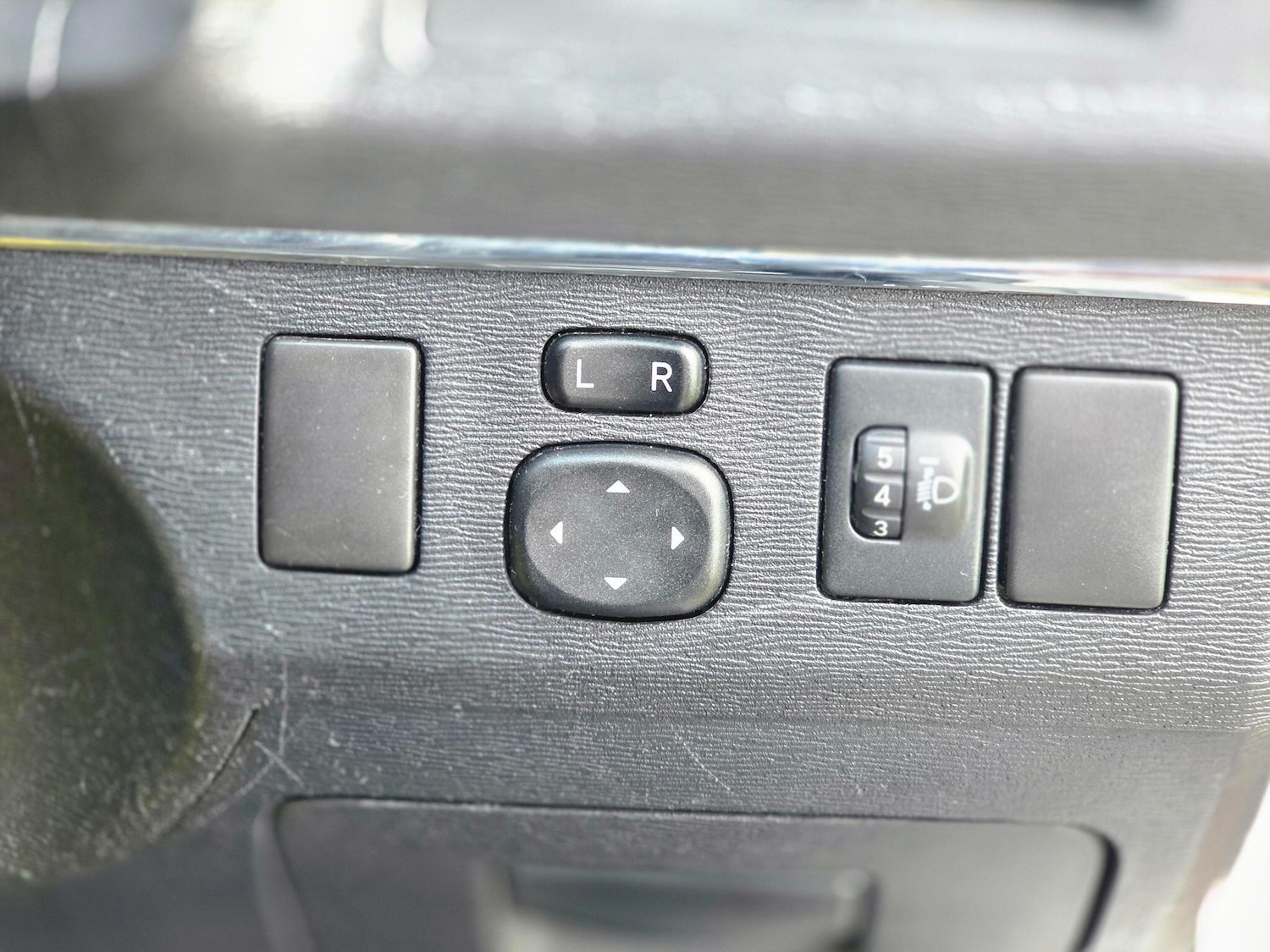 Used Toyota Avensis 2010 for sale - 76388121: Photo 34