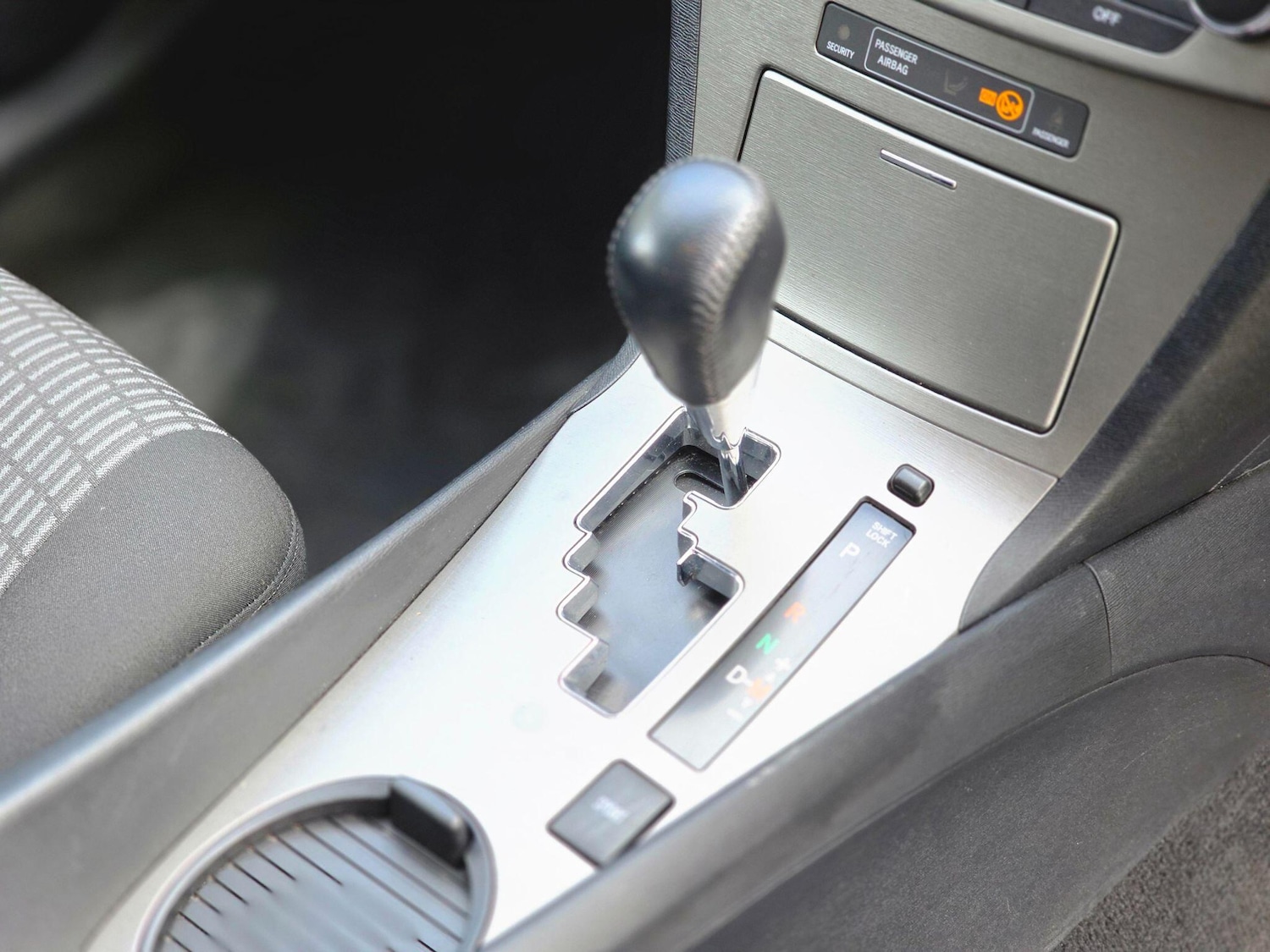 Used Toyota Avensis 2010 for sale - 76388121: Photo 37