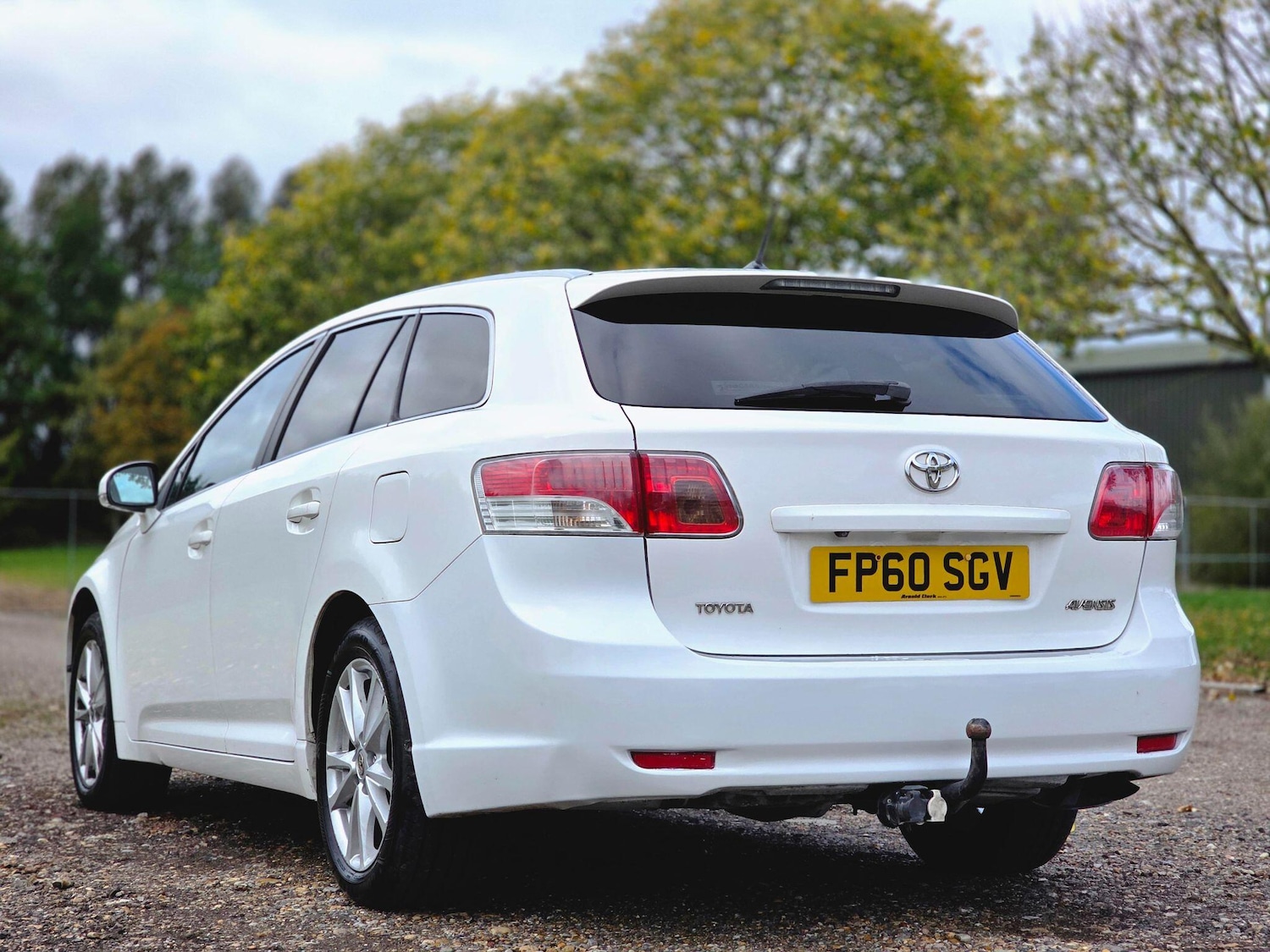 Used Toyota Avensis 2010 for sale - 76388121: Photo 9