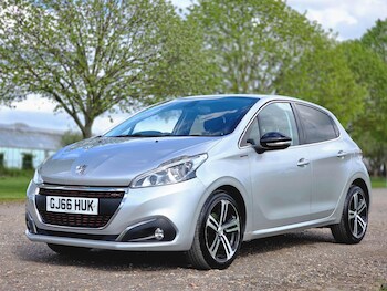 Used Peugeot 208 2016 for sale - 78231925: Photo