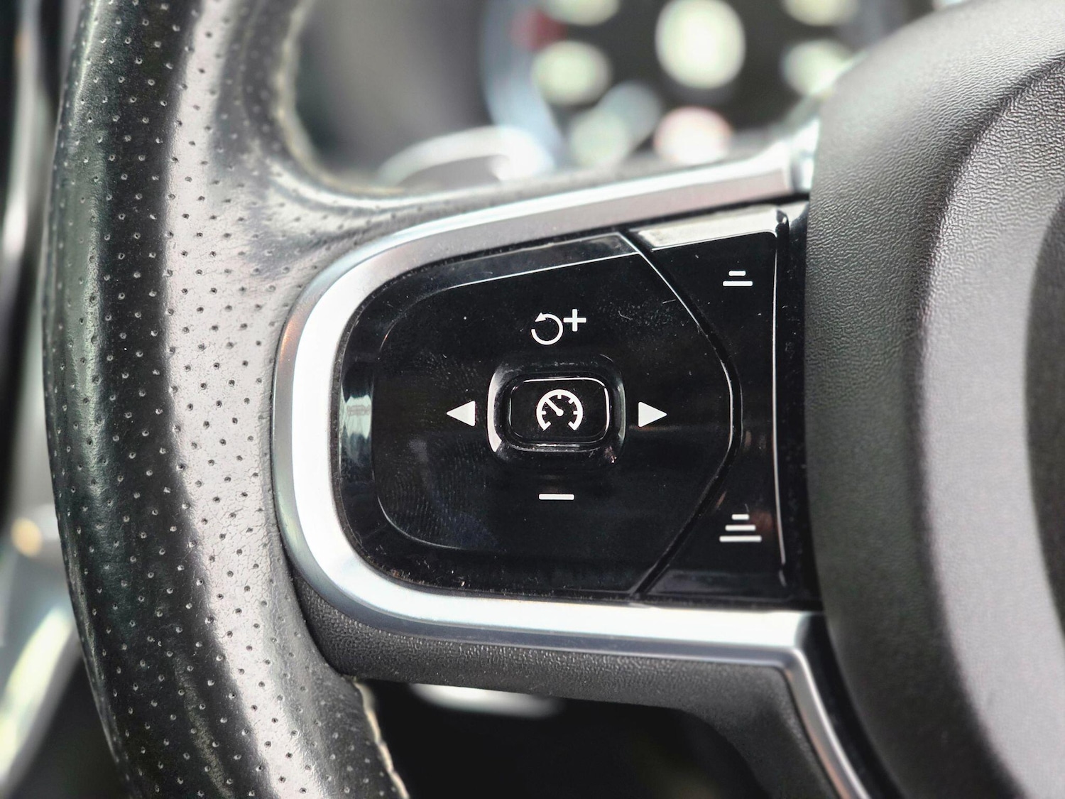 Used Volvo S90 2019 for sale - 76239215: Photo 36