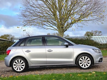 Used Audi A1 2014 for sale - 76994089: Photo