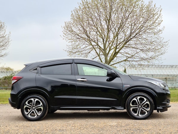 Used Honda HR-V 2014 for sale - 74758391: Photo 2