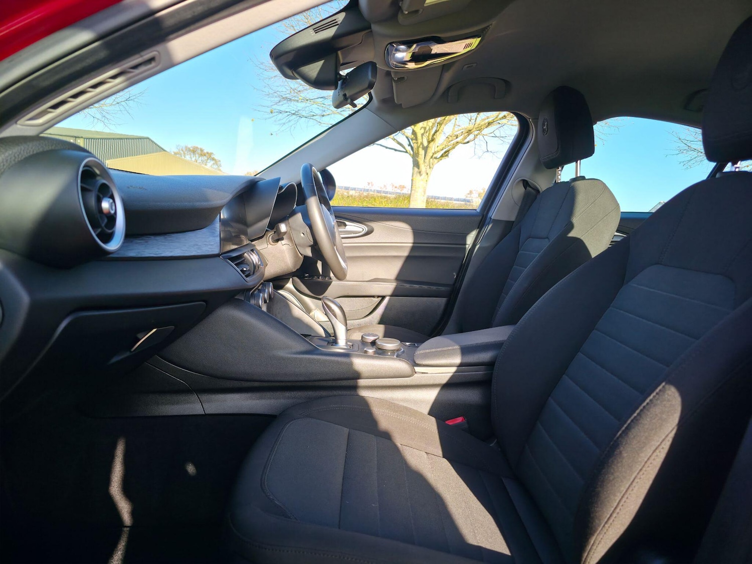 Used Alfa Romeo Giulia 2017 for sale - 76743317: Photo 22