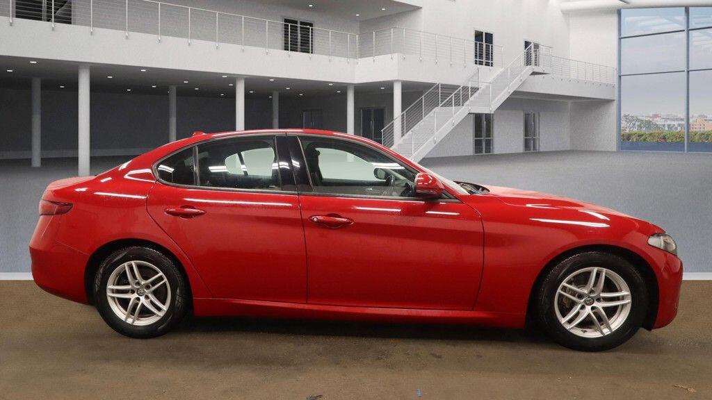 Used Alfa Romeo Giulia 2017 for sale - 76743317: Photo 5