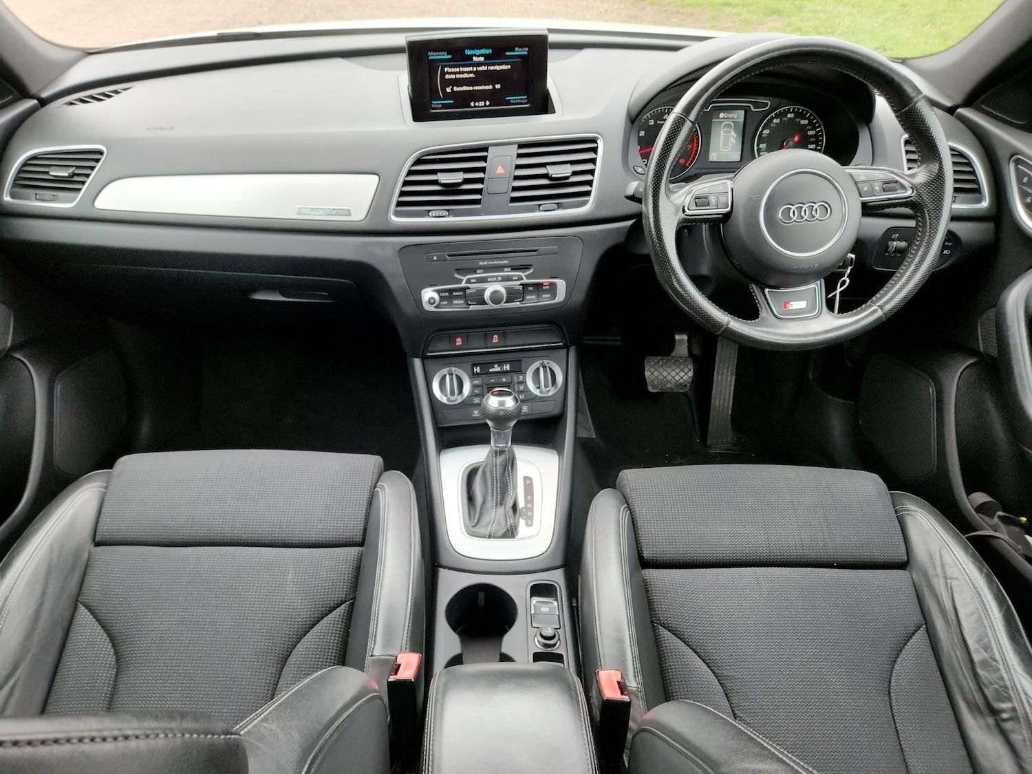 Used Audi Q3 2012 for sale - 76360864: Photo 16