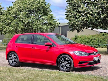 Used Volkswagen Golf 2017 for sale - 79093083: Photo
