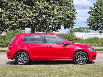 Used Volkswagen Golf 2017 for sale - 79093083: Photo