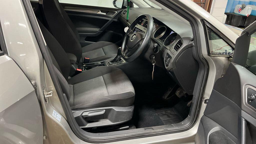 Used Volkswagen Golf 2013 for sale - 77769150: Photo 8