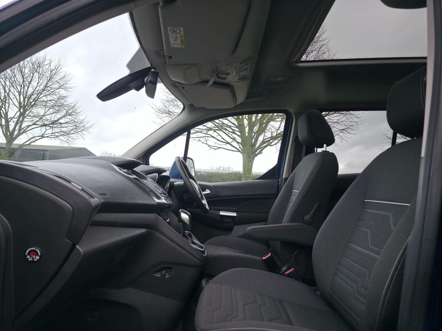 Used Ford Tourneo Connect 2015 for sale - 77524951: Photo 19