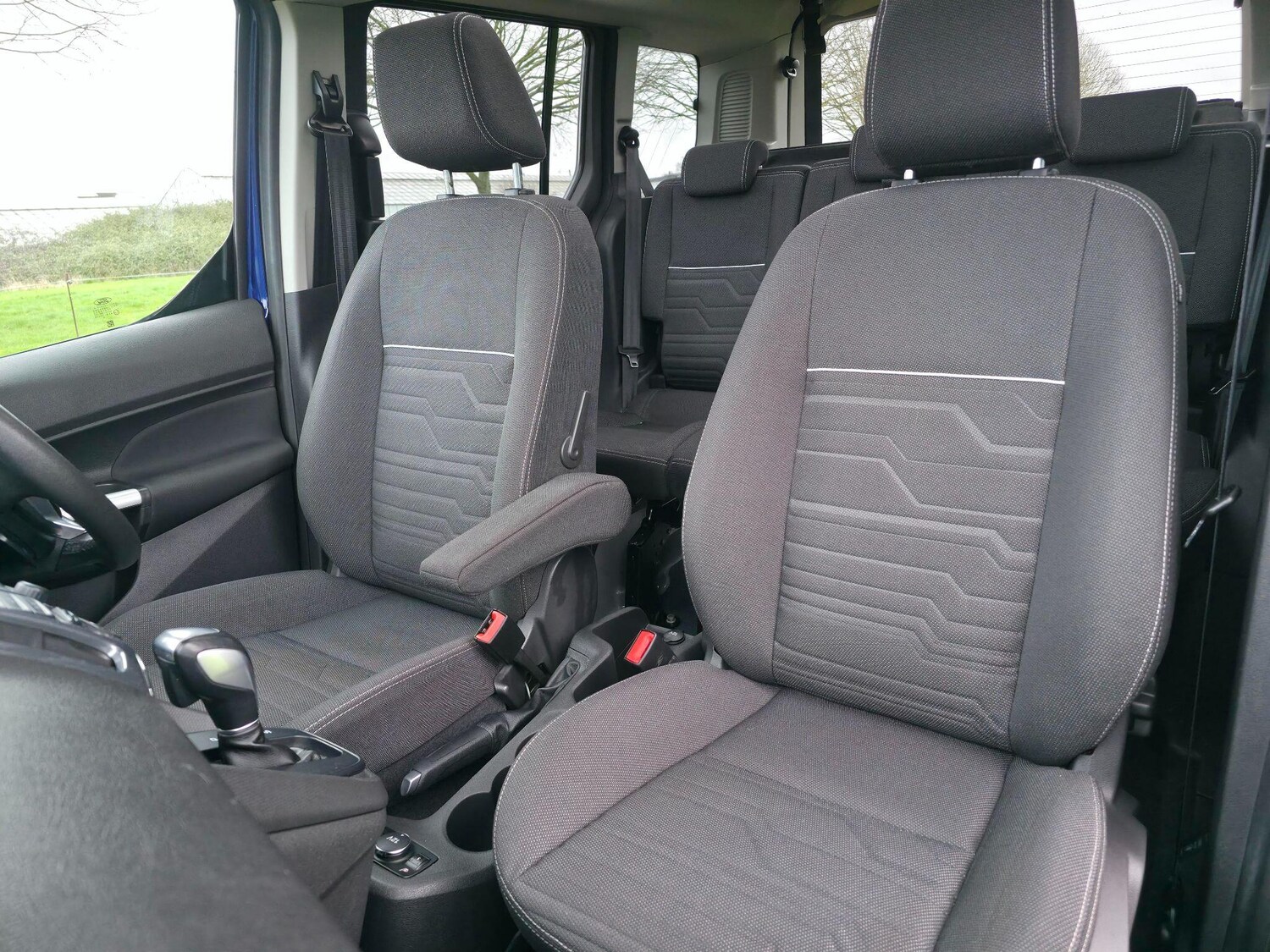 Used Ford Tourneo Connect 2015 for sale - 77524951: Photo 25