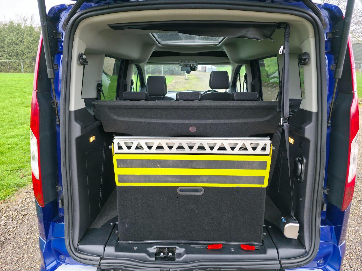 Used Ford Tourneo Connect 2015 for sale - 77524951: Photo 41