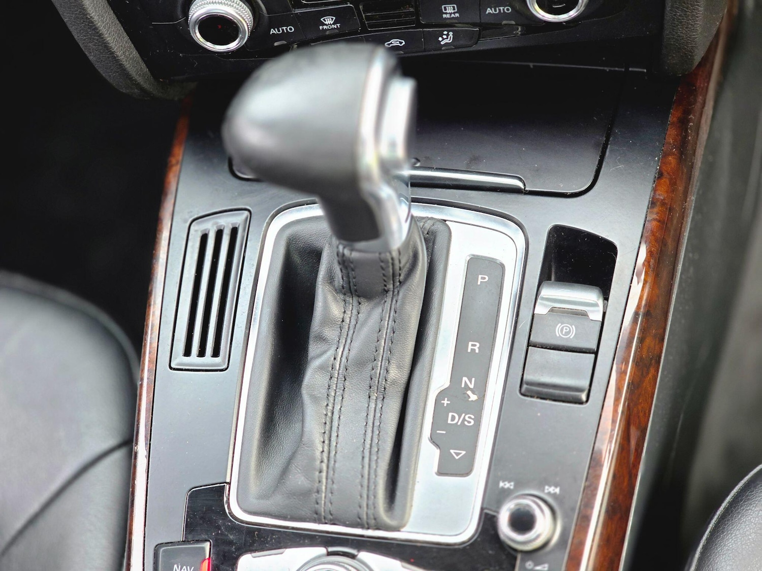 Used Audi A4 2015 for sale - 77253724: Photo 30