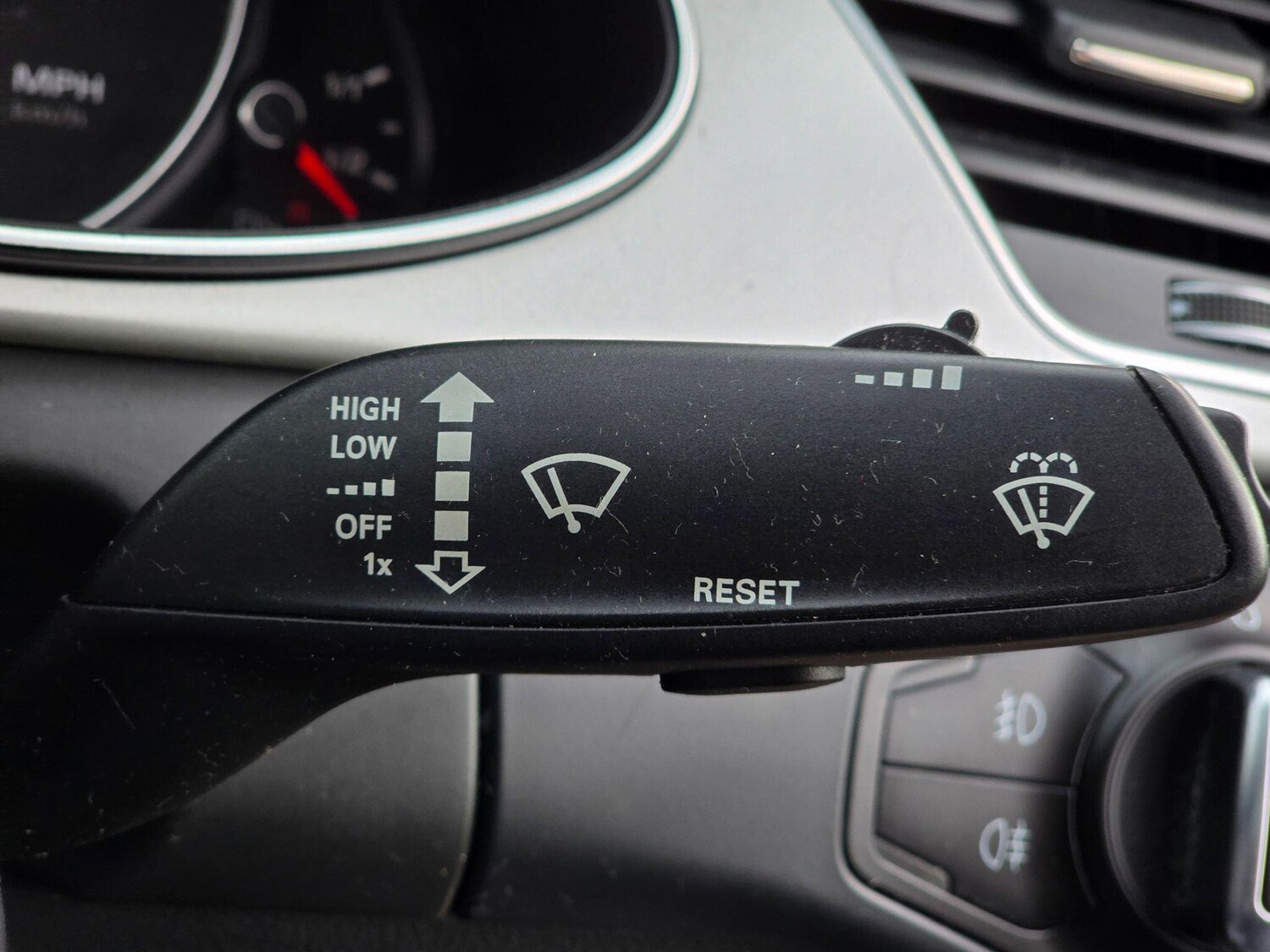 Used Audi A4 2015 for sale - 77253724: Photo 35