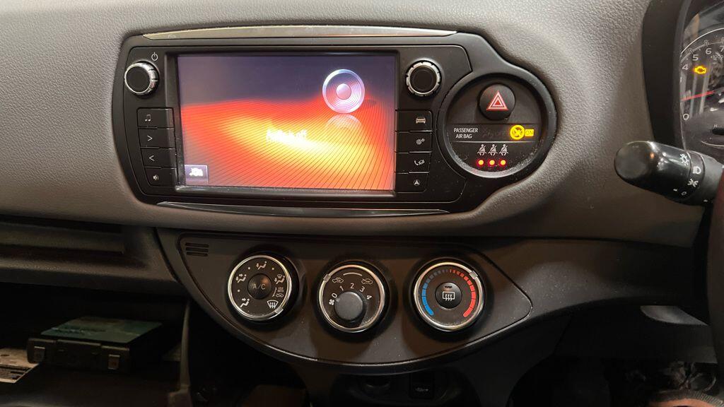 Used Toyota Yaris for sale - 77598722: Photo 10