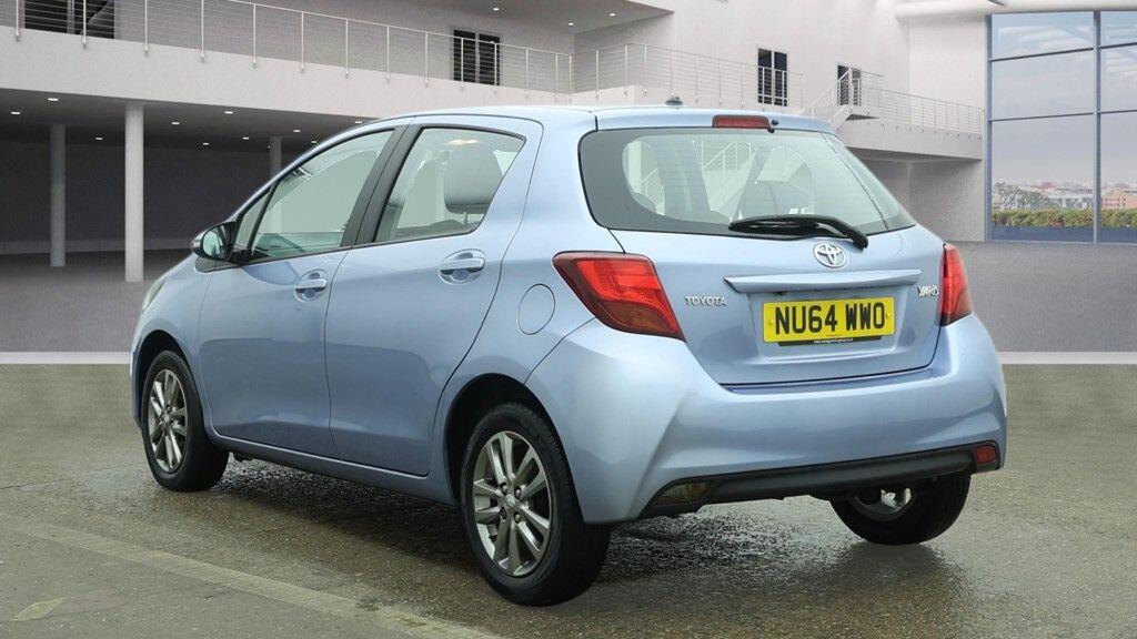 Used Toyota Yaris for sale - 77598722: Photo 3