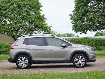 Used Peugeot 2008 2016 for sale - 78481076: Photo