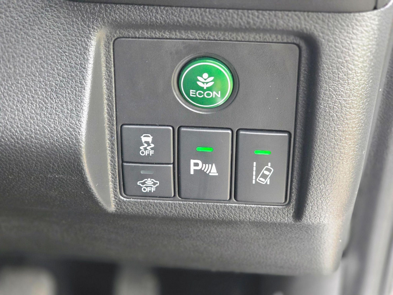 Used Honda HR-V 2016 for sale - 76270138: Photo 30