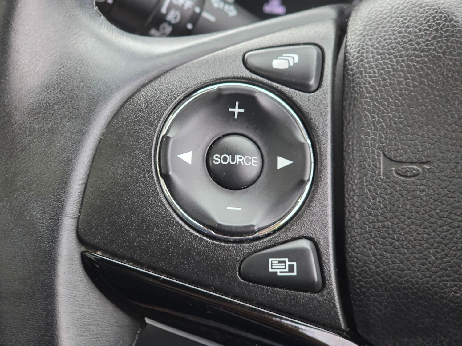 Used Honda HR-V 2016 for sale - 76270138: Photo 35