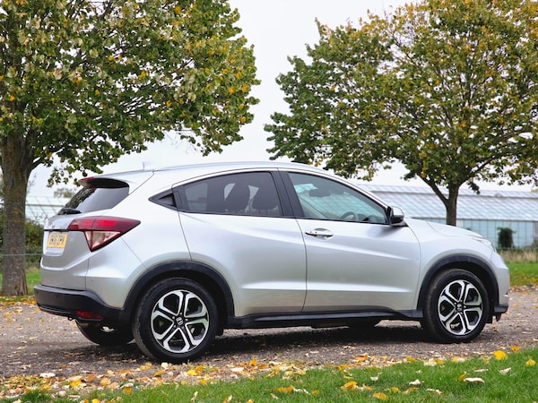 Used Honda HR-V 2016 for sale - 76270138: Photo 4