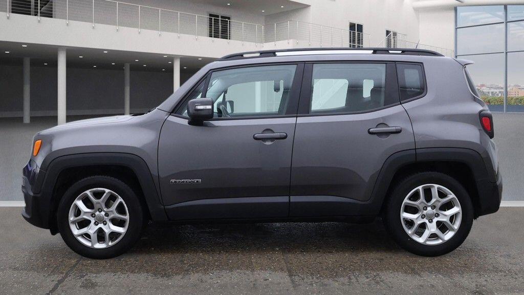 Used Jeep Renegade 2016 for sale - 76994682: Photo 6
