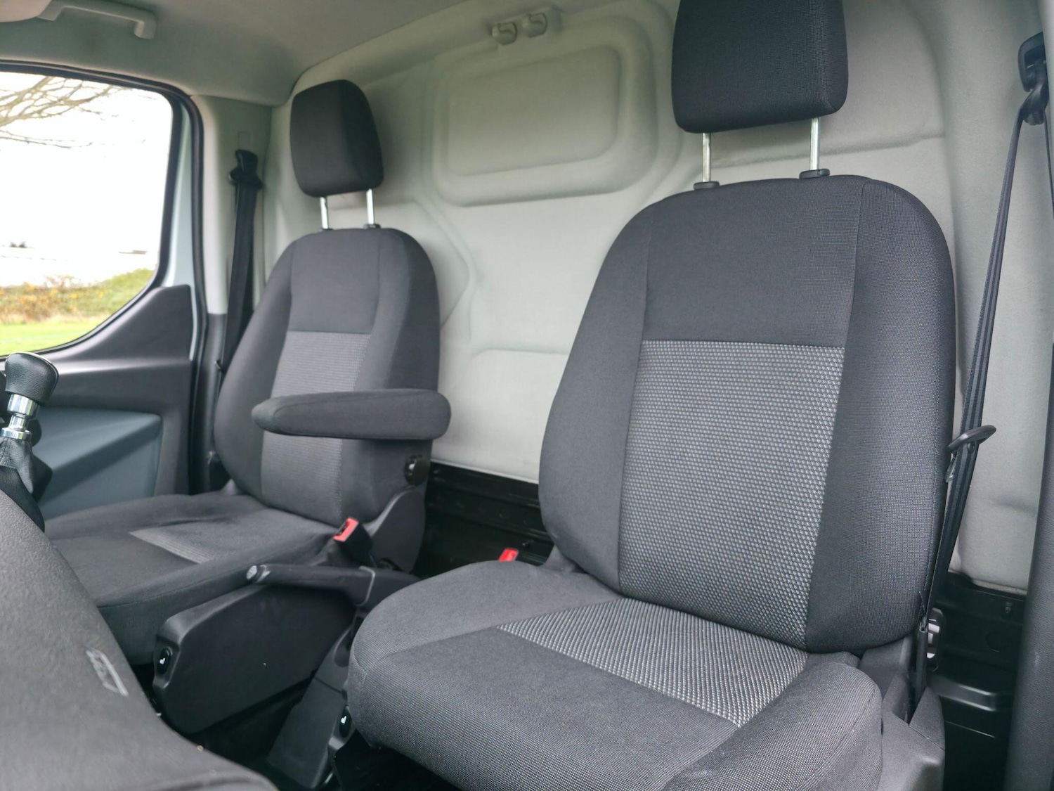 Used Ford Transit Custom 2017 for sale - 76898402: Photo 28