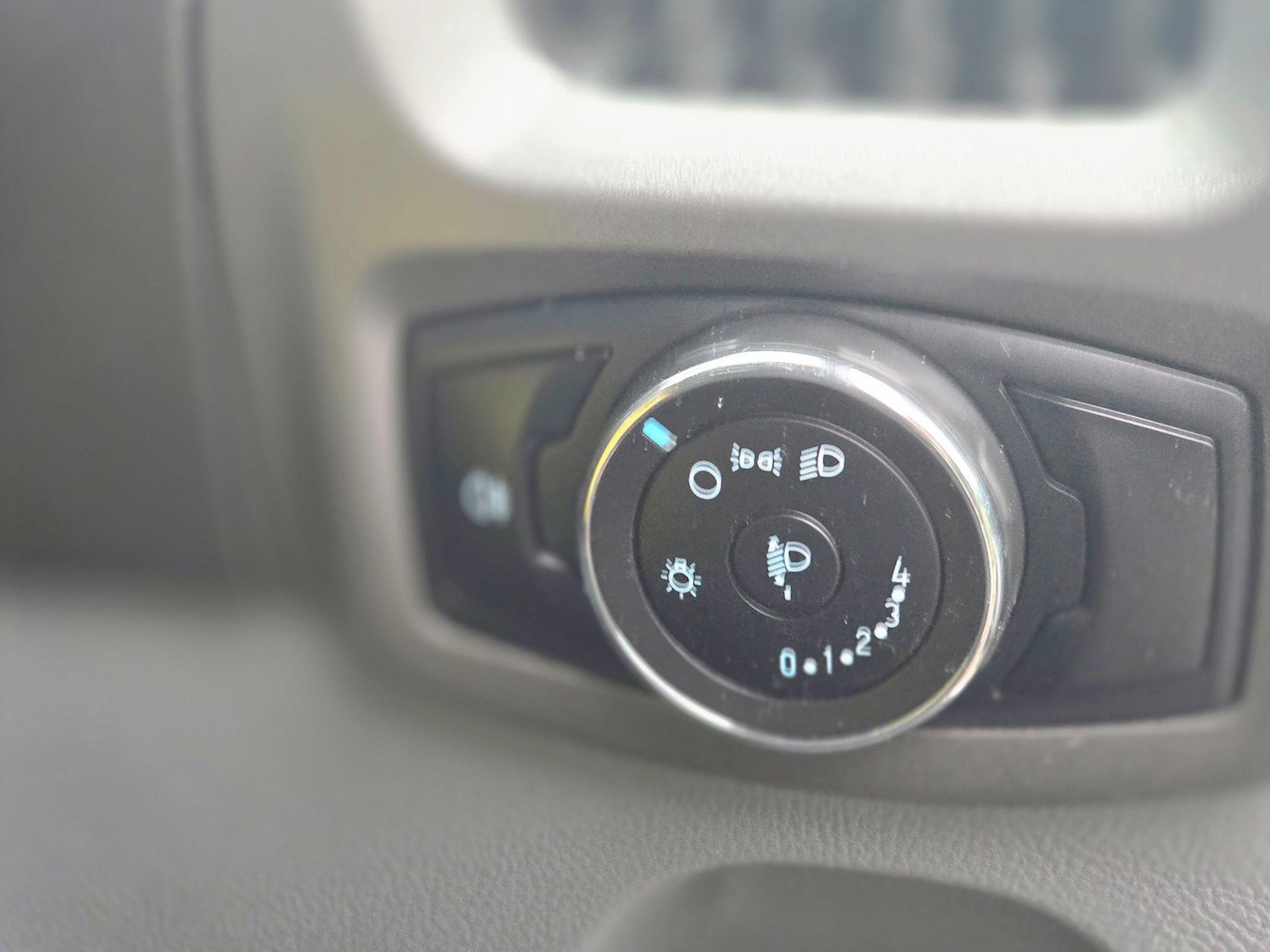 Used Ford Transit Custom 2017 for sale - 76898402: Photo 40