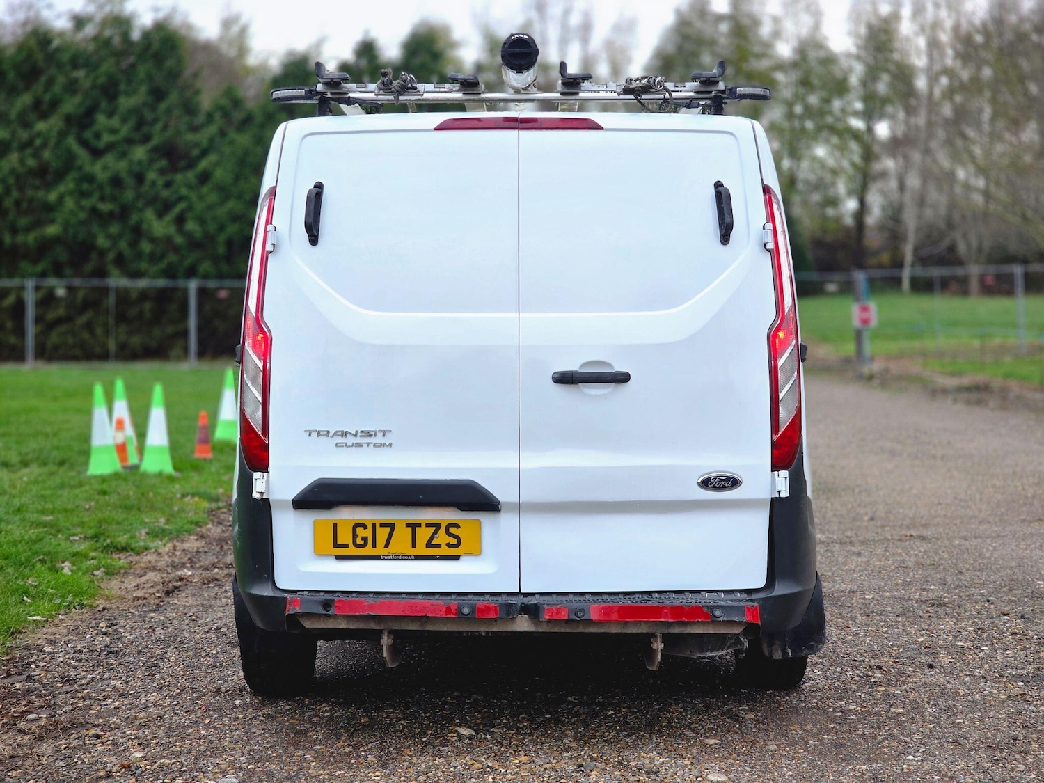 Used Ford Transit Custom 2017 for sale - 76898402: Photo 8