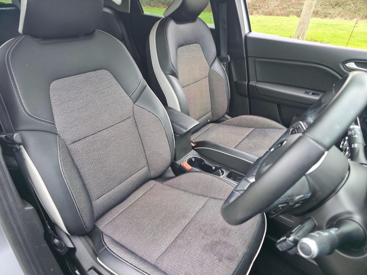 Used Renault Captur 2020 for sale - 77625245: Photo 29